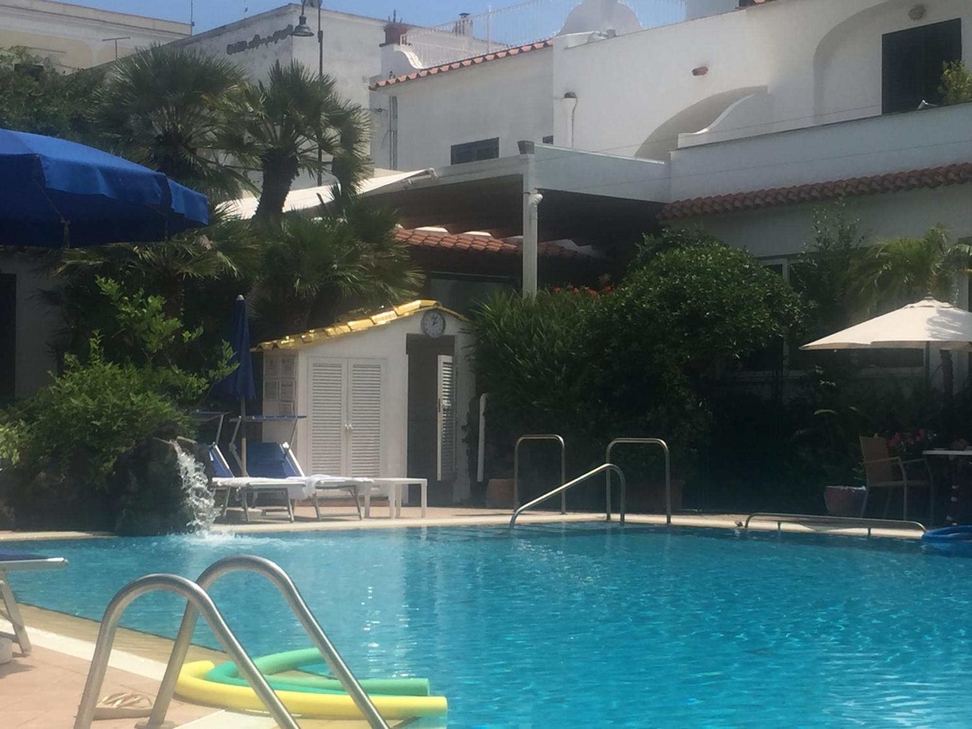 Hotel Floridiana Terme Isquia Exterior foto